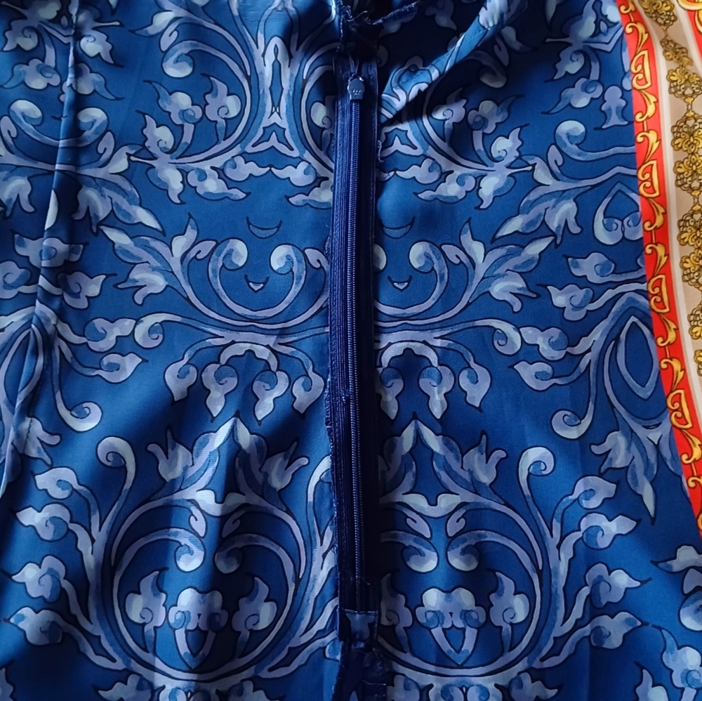 CACHE Blue & Red Blouse with Chains, size S - Picture 15 of 16